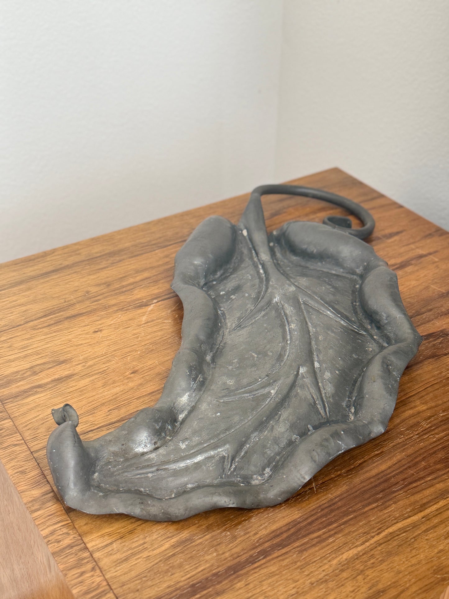 Hammered Pewter Leaf-motif Platter