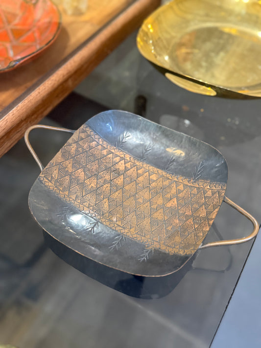 Vintage hand-hammered copper & bronze tray/wall hanging